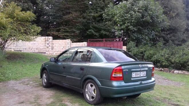 Opel Astra 1998, 320,000 km - 1.6 l - Astara