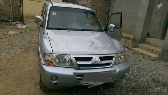 Mitsubishi Pajero 2005, 300,000 km - 0.3 l - Bakı