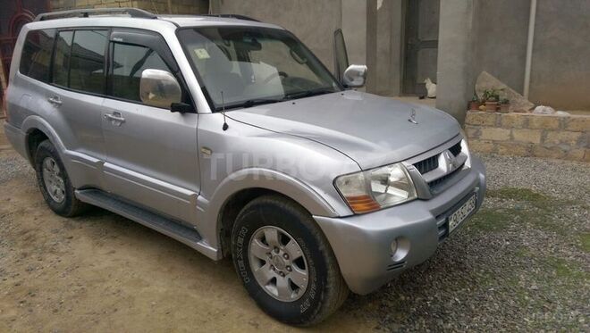 Mitsubishi Pajero 2005, 300,000 km - 0.3 l - Bakı