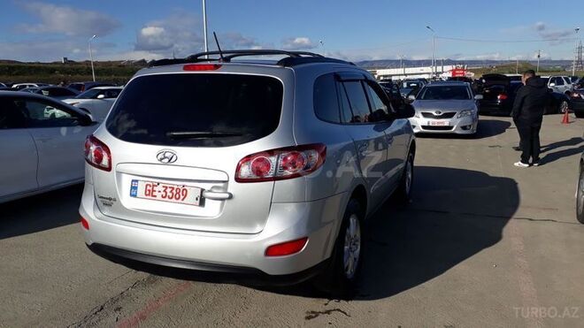 Hyundai Santa Fe 2011, 68,000 km - 2.4 l - Bakı