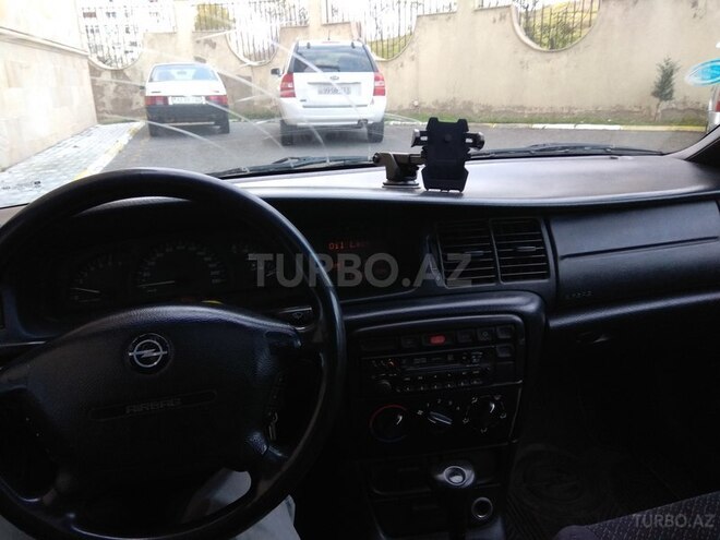 Opel Vectra 1997, 398,000 km - 1.8 л - Bakı