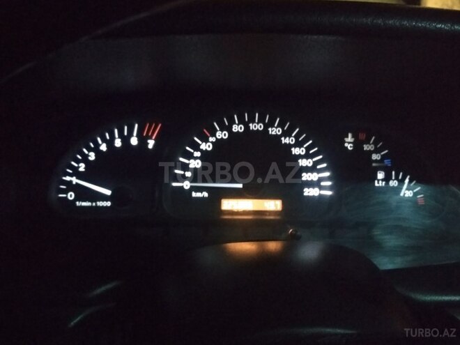 Opel Vectra 1999, 325,000 km - 1.8 l - Bakı