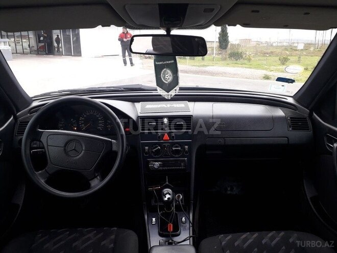Mercedes C 180 1998, 267,000 km - 1.8 l - Sumqayıt