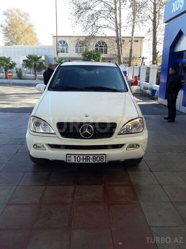 Mercedes ML 320 2002, 196,000 km - 3.2 л - Göyçay