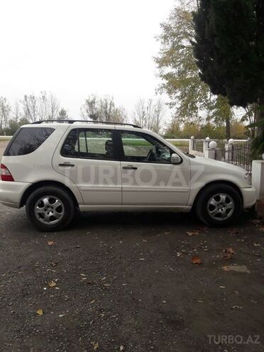 Mercedes ML 320 2002, 196,000 km - 3.2 л - Göyçay