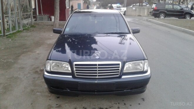 Mercedes C 240 1997, 279,569 km - 2.4 l - Bakı