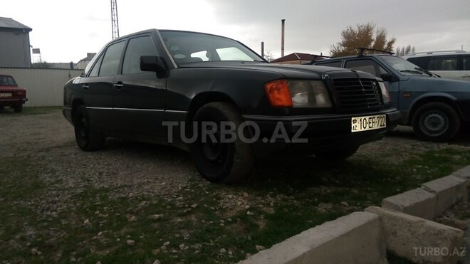 Mercedes E 250 1990, 3,333,333 km - 0.3 l - Bakı