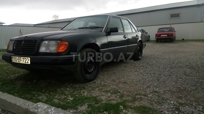 Mercedes E 250 1990, 3,333,333 km - 0.3 l - Bakı