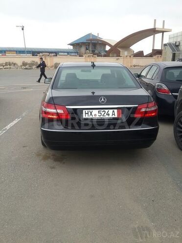 Mercedes E 220 2011, 177,000 km - 2.2 l - Bakı
