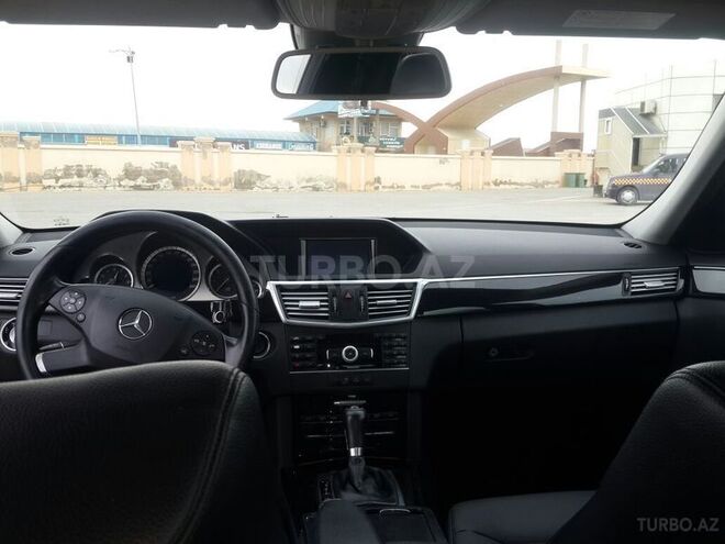 Mercedes E 220 2011, 177,000 km - 2.2 l - Bakı