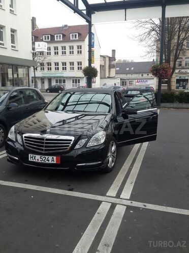 Mercedes E 220 2011, 177,000 km - 2.2 l - Bakı