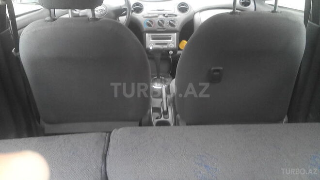 Toyota Vitz 2002, 157,000 km - 1.3 l - Bakı