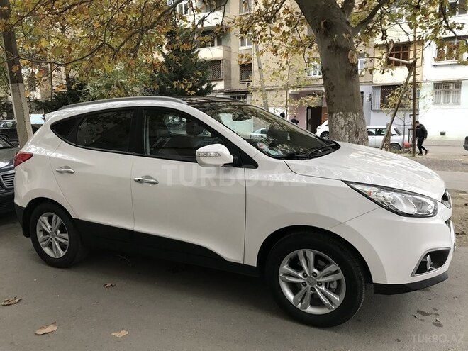 Hyundai ix35 2013, 77,900 km - 2.0 l - Bakı