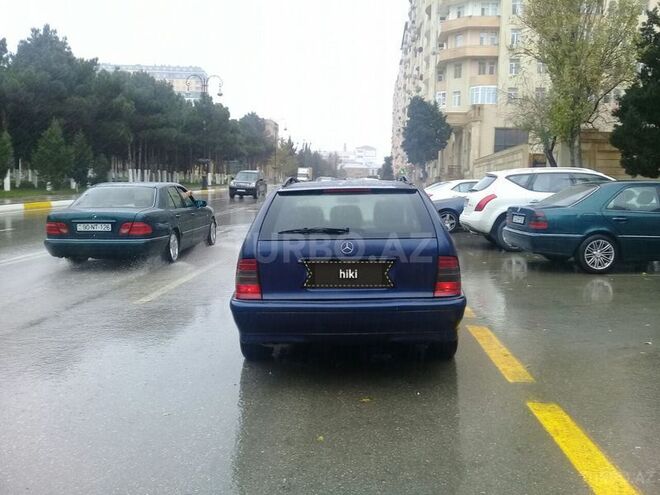 Mercedes C 200 1999, 223,000 km - 2.0 l - Bakı