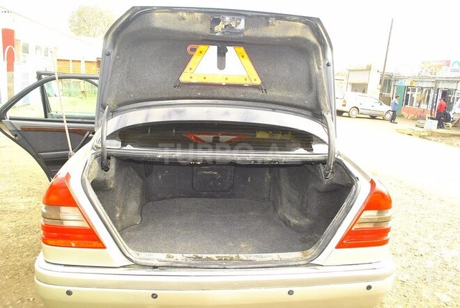 Mercedes C 180 1995, 434,631 km - 1.8 l - Cəlilabad