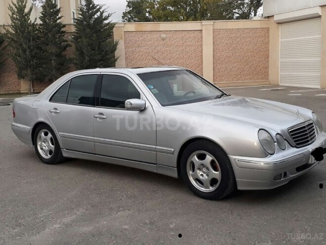 Mercedes E 320 2001, 280,000 km - 3.2 l - Bakı