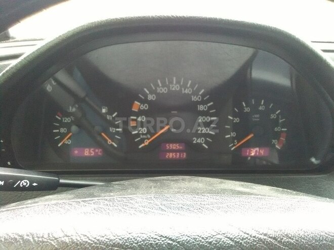 Mercedes C 180 1999, 285,000 km - 1.8 l - Bakı