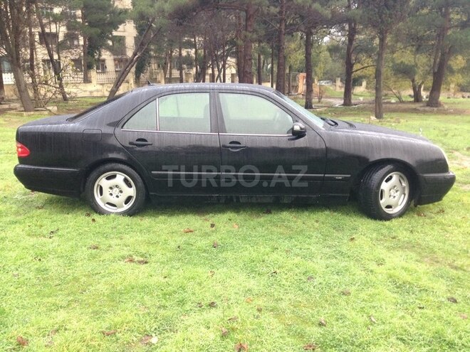 Mercedes E 200 1999, 237,000 km - 2.0 l - Bakı