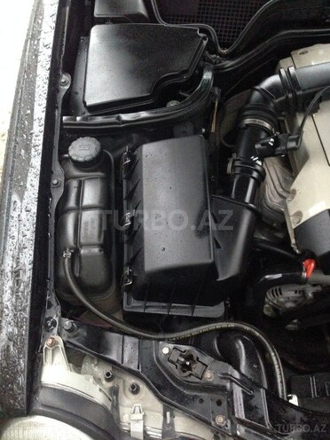 Mercedes E 200 1999, 237,000 km - 2.0 l - Bakı