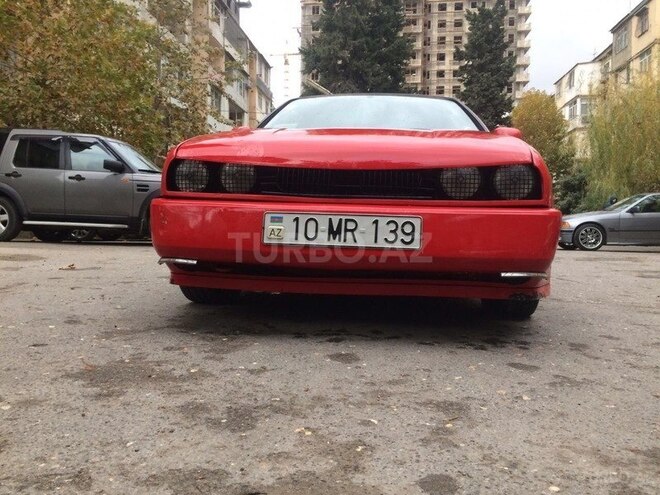 Volkswagen  1990, 230,000 km - 1.8 l - Bakı