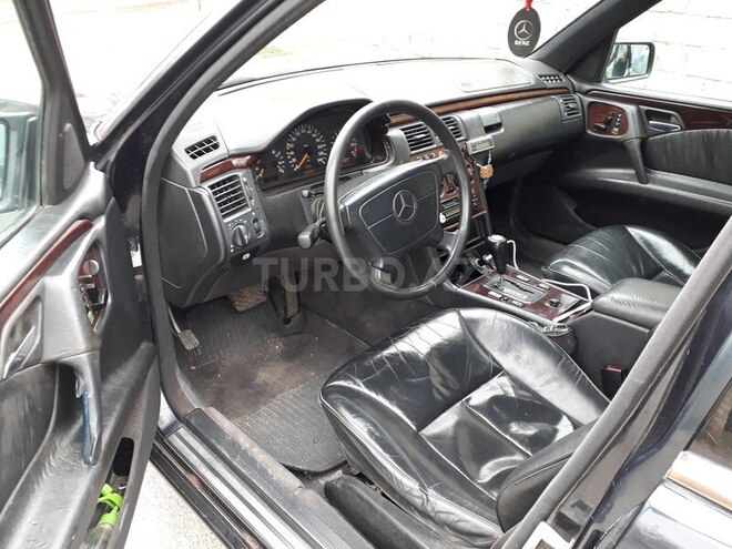 Mercedes C 230 1995, 2,005 km - 0.3 l - Gəncə