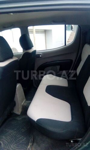 Mitsubishi L200 2011, 124,000 km - 2.5 l - Bakı