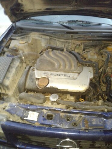 Opel Astra 1995, 430,000 km - 1.6 l - Bakı