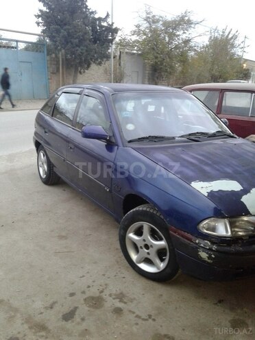 Opel Astra 1995, 430,000 km - 1.6 l - Bakı