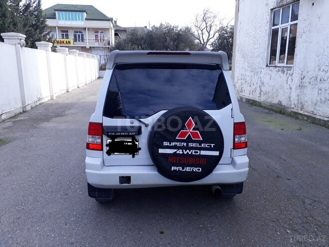 Mitsubishi Pajero io 1999, 350,000 km - 2.0 л - Bakı