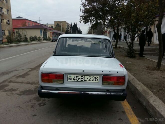 LADA (VAZ) 2107 2007, 170,000 km - 1.6 л - Şirvan