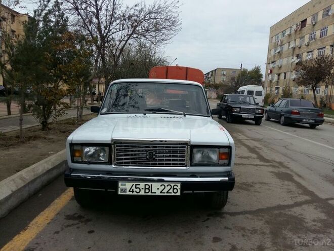 LADA (VAZ) 2107 2007, 170,000 km - 1.6 л - Şirvan