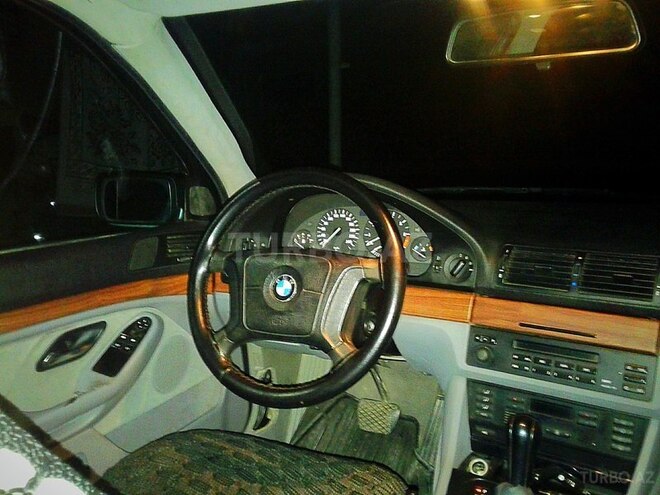 BMW 523 1996, 191,000 km - 2.5 l - Mingəçevir
