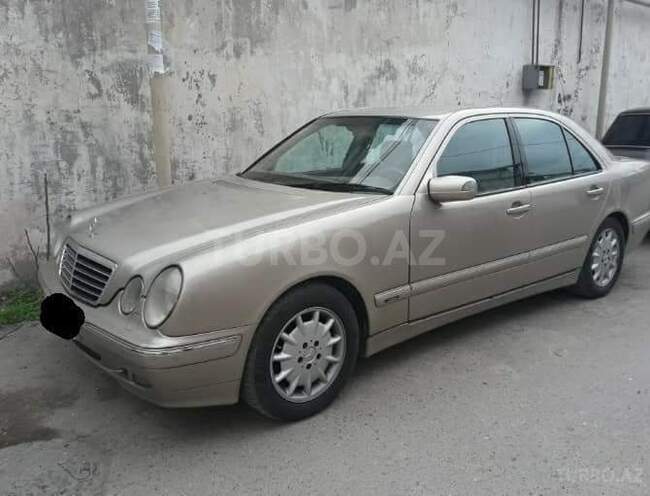 Mercedes E 240 2001, 320,000 km - 2.4 l - Bakı