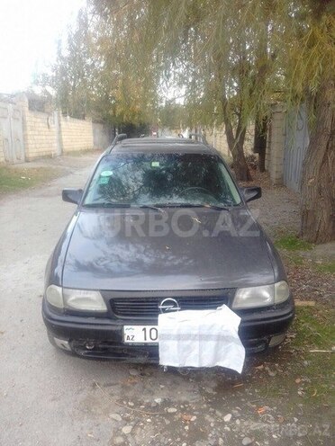 Opel Astra 1995, 276,000 km - 1.6 л - Mingəçevir