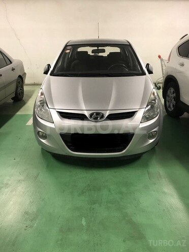 Hyundai i20 2011, 98,000 km - 1.4 l - Bakı