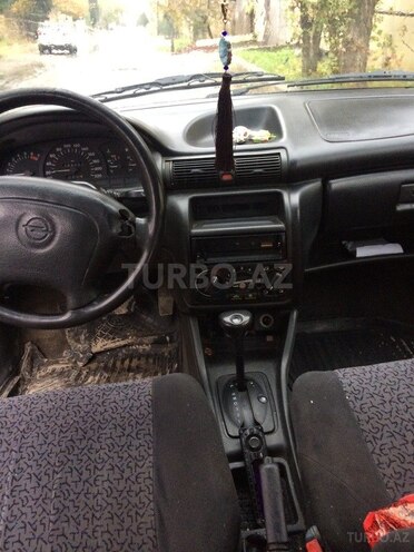 Opel Astra 1996, 349,100 km - 1.6 l - Bakı