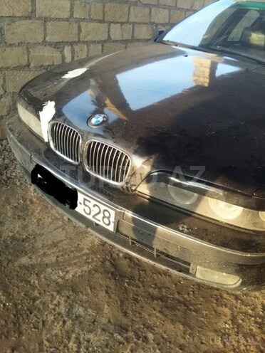 BMW 528 1996, 500,000 km - 2.8 l - Gəncə