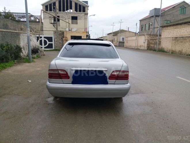 Mercedes E 230 1996, 350,000 km - 2.3 l - Bakı