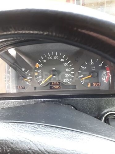 Mercedes C 220 1999, 278,000 km - 2.2 l - Bakı