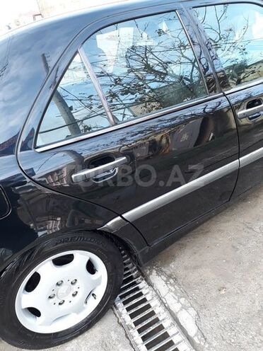 Mercedes C 220 1999, 278,000 km - 2.2 l - Bakı