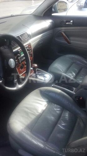 Volkswagen Passat 2004, 137,000 km - 1.8 l - Bakı