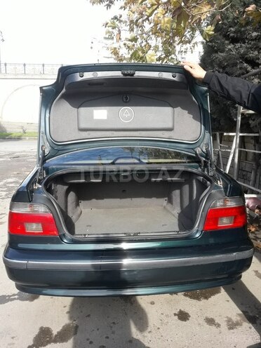 BMW 528 1998, 172,000 km - 2.8 л - Bakı