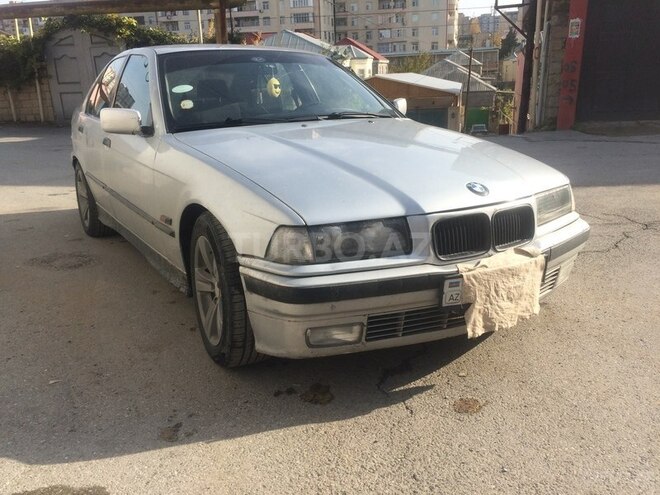 BMW 320 1995, 266,000 km - 2.0 l - Bakı