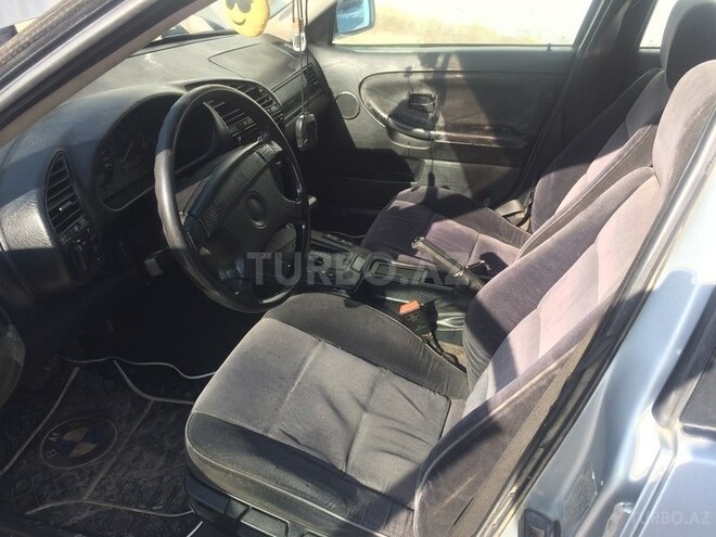 BMW 320 1995, 266,000 km - 2.0 l - Bakı