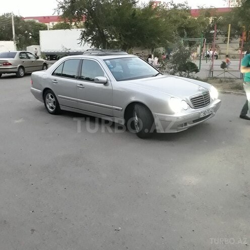 Mercedes E 260 2001, 162,000 km - 2.6 l - Şabran