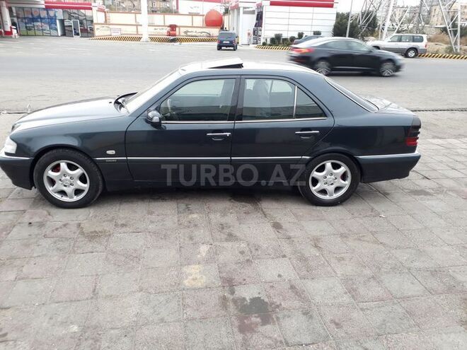 Mercedes C 240 1999, 285,000 km - 2.4 l - Xırdalan
