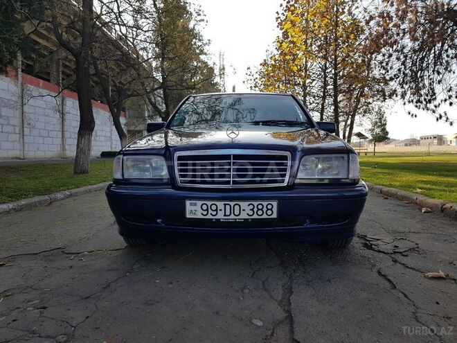 Mercedes C 180 1999, 250,000 km - 1.8 l - Gəncə