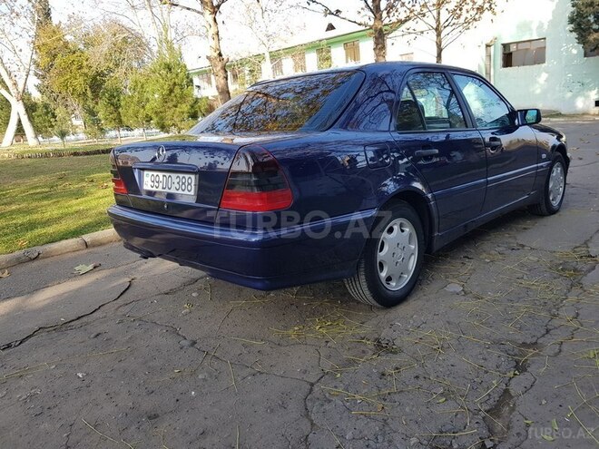 Mercedes C 180 1999, 250,000 km - 1.8 l - Gəncə