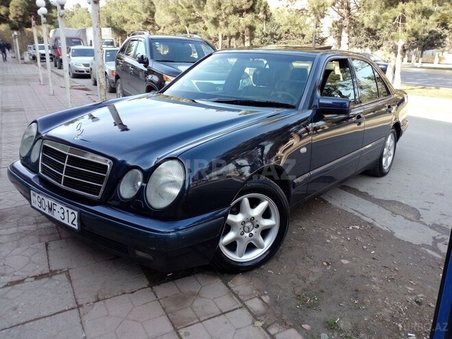Mercedes E 240 1998, 284,000 km - 2.4 l - Sumqayıt