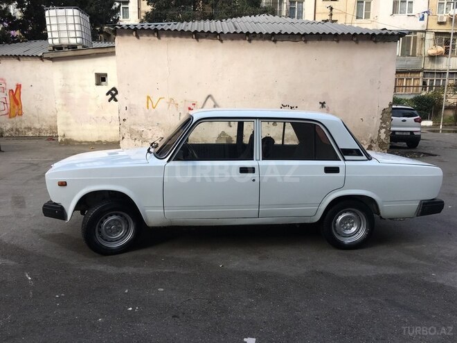 LADA (VAZ) 2107 2006, 179,000 km - 1.6 l - Bakı